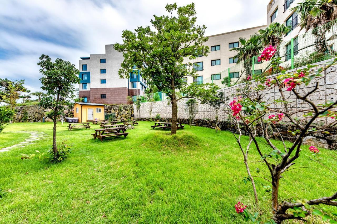 เชจู ชุกวัง รีสอร์ต Hotel เมืองเชจู ภายนอก รูปภาพ